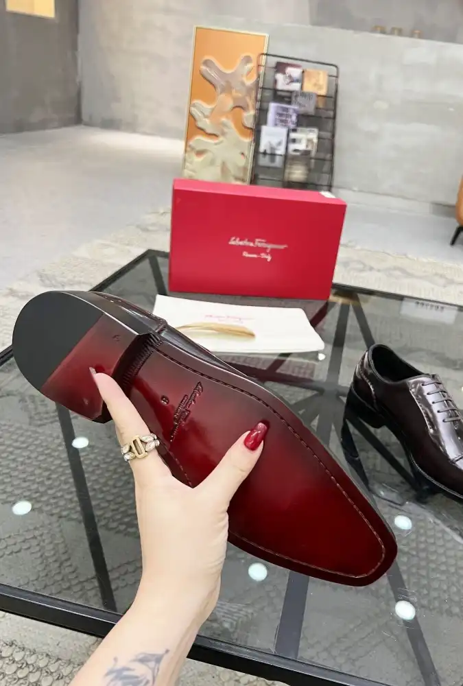 hype Ferragamo Leather Shoes