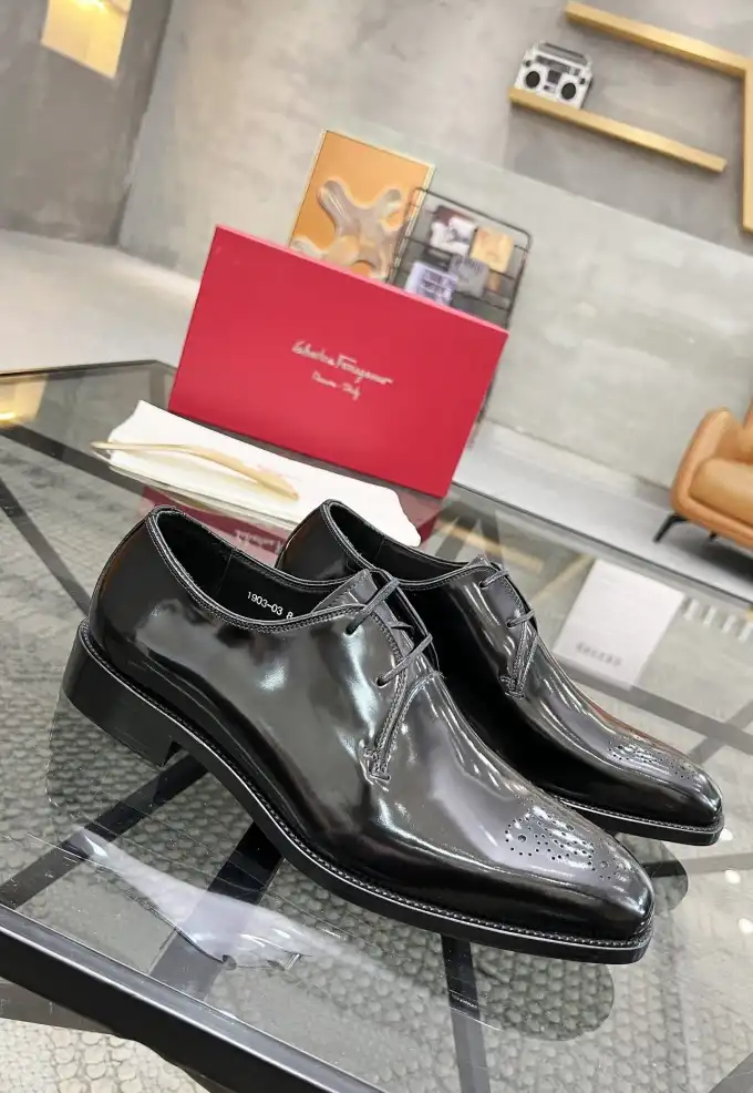 hype Ferragamo Leather Shoes