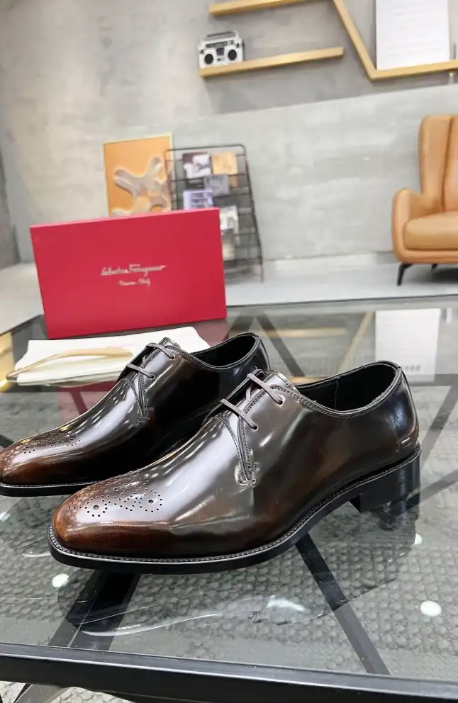 hype Ferragamo Leather Shoes