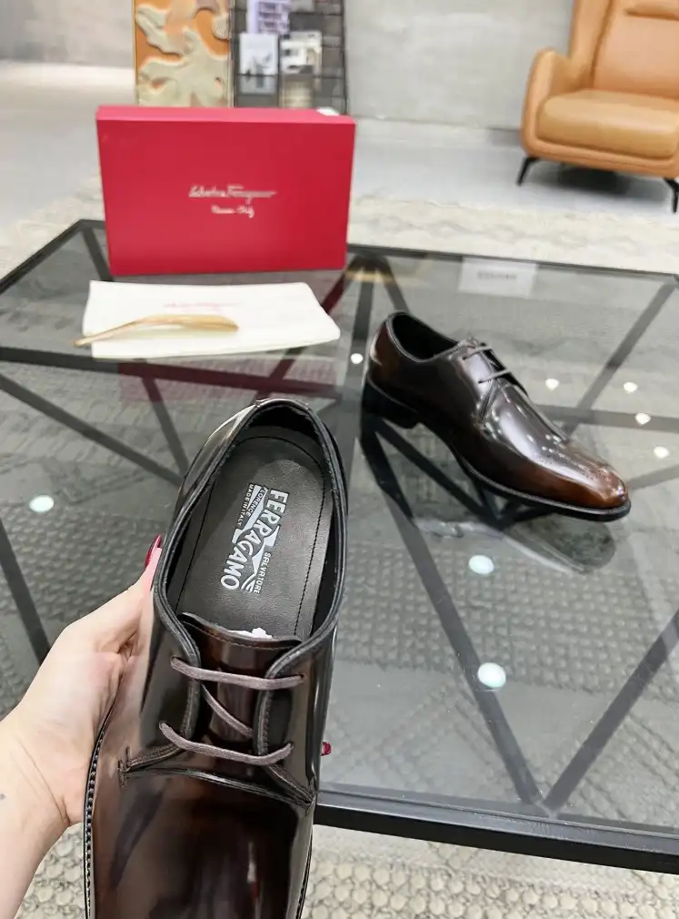 hype Ferragamo Leather Shoes