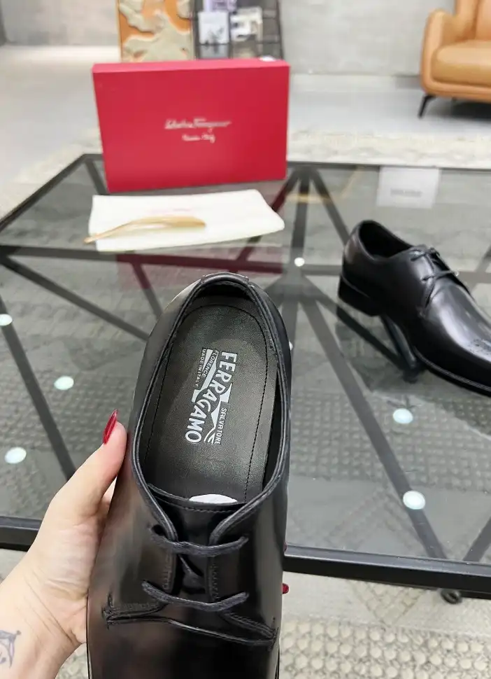 hype Ferragamo Leather Shoes