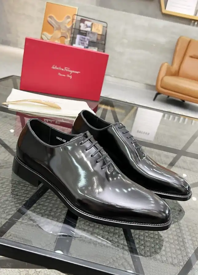 hype Ferragamo Leather Shoes