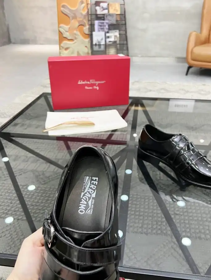 hype Ferragamo Leather Shoes