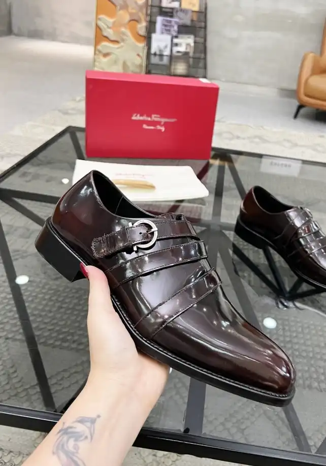 hype Ferragamo Leather Shoes