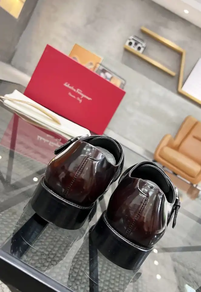 hype Ferragamo Leather Shoes