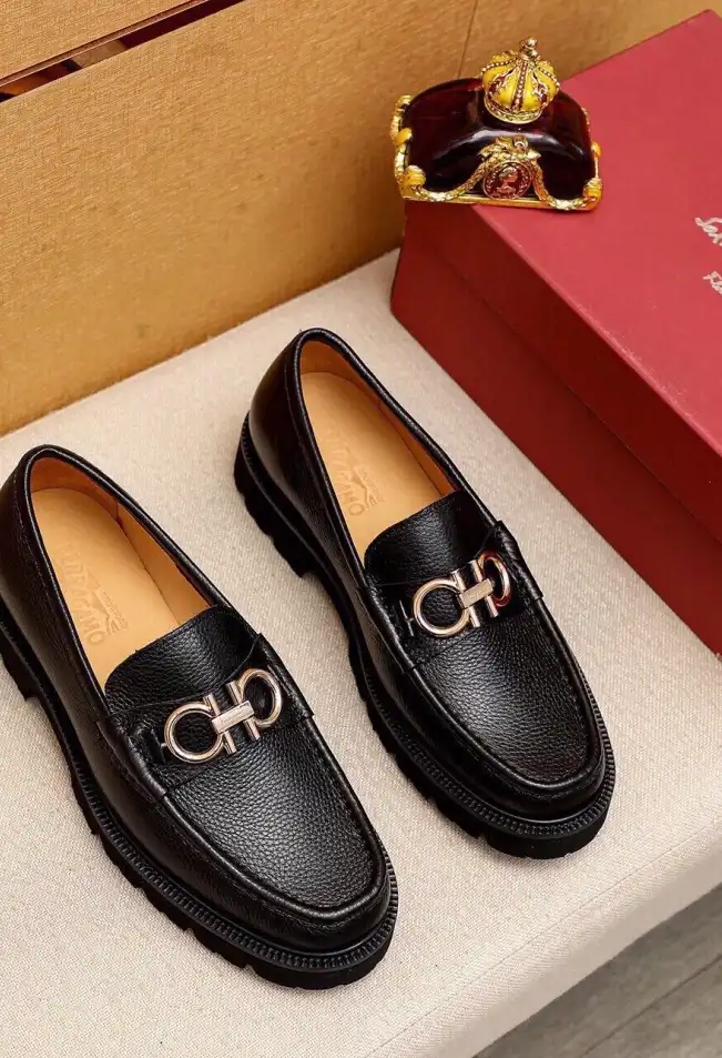 hype Ferragamo Leather Shoes