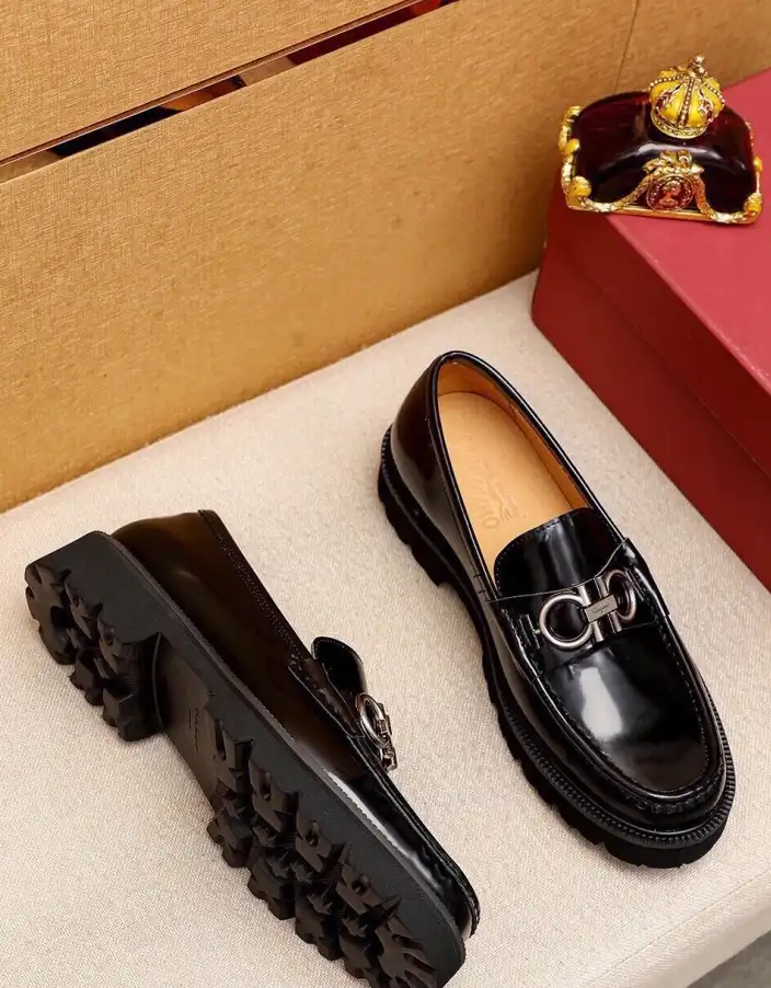 hype Ferragamo Leather Shoes