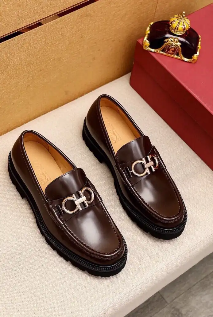 hype Ferragamo Leather Shoes