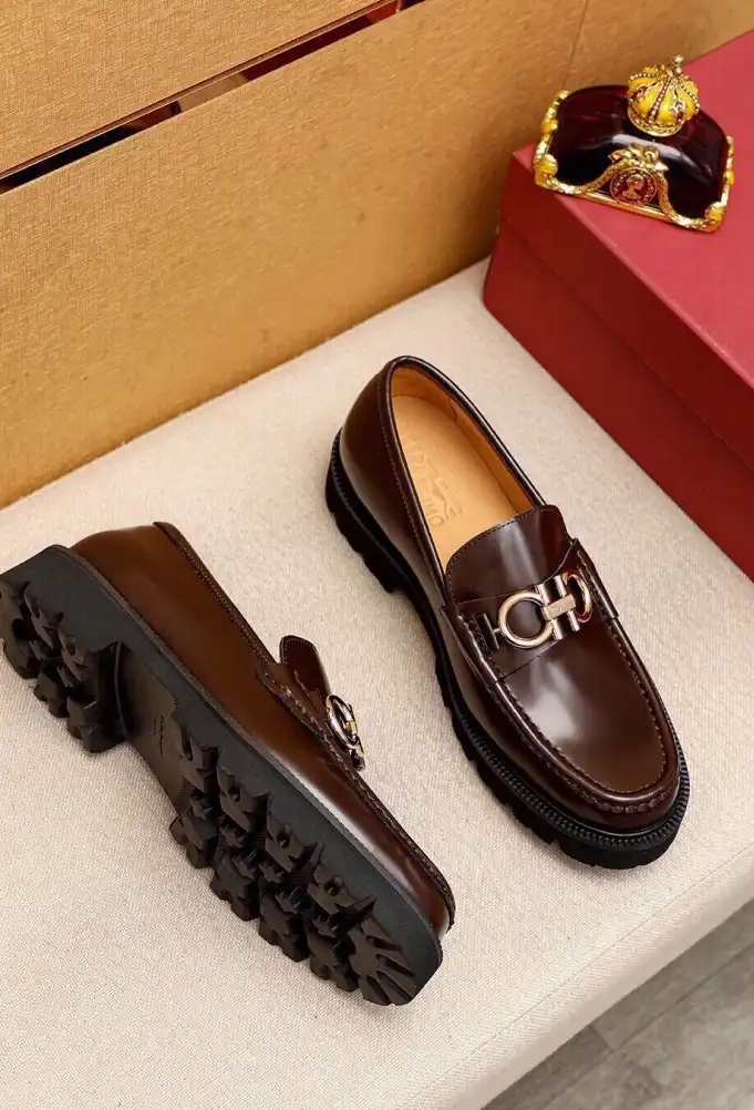 hype Ferragamo Leather Shoes