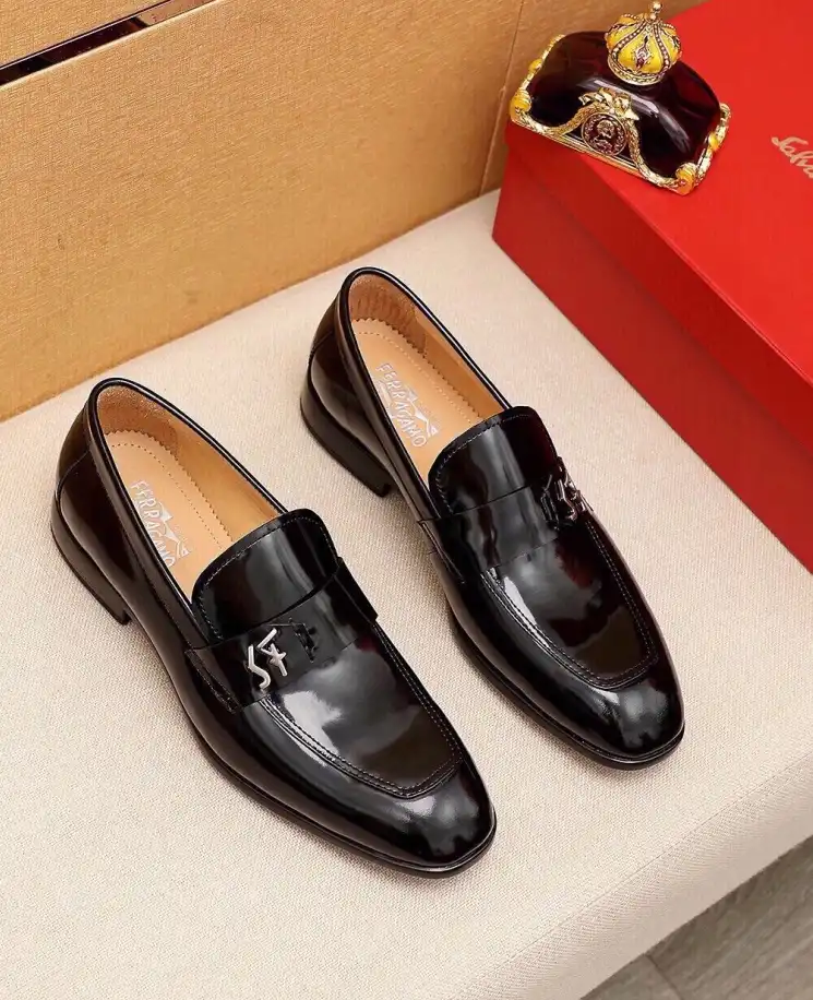 hype Ferragamo Leather Shoes