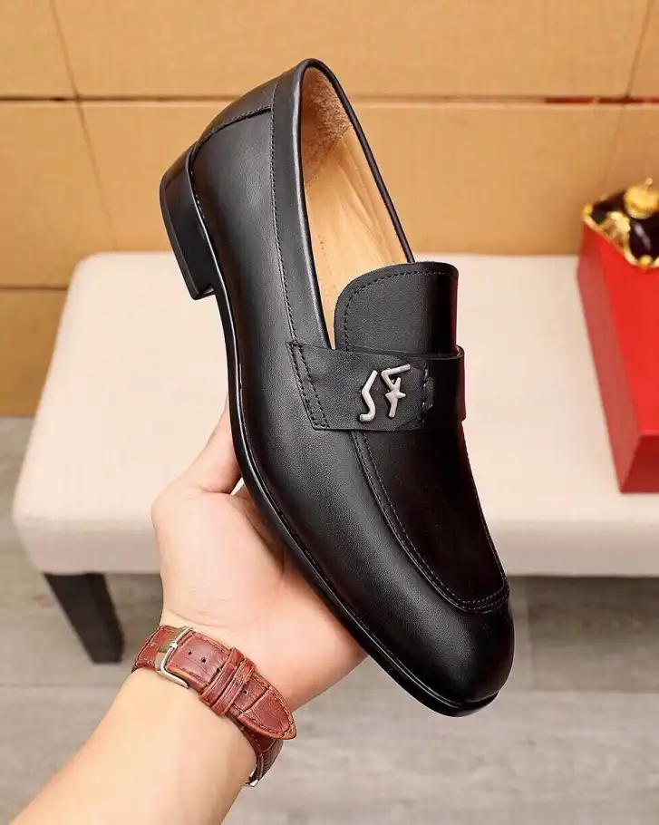 hype Ferragamo Leather Shoes