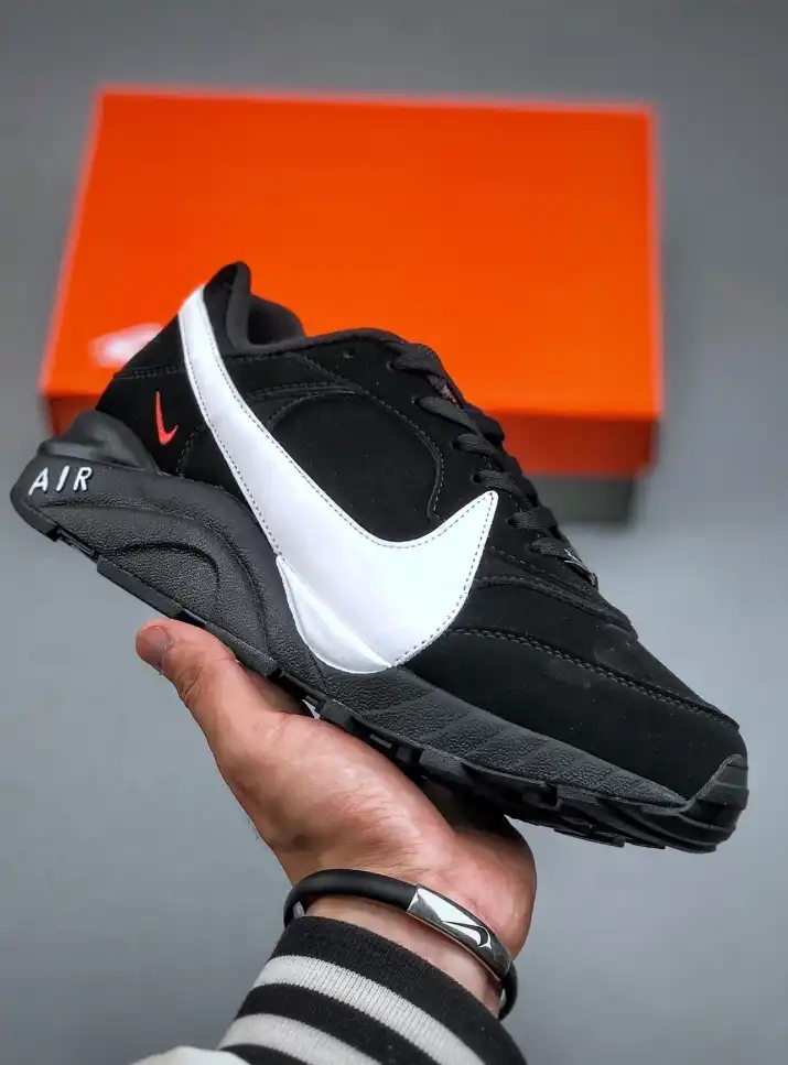 hype Nike Sneakers