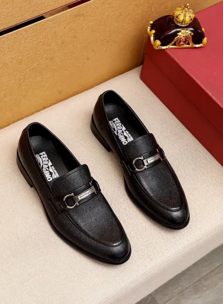 hype Ferragamo Leather Shoes