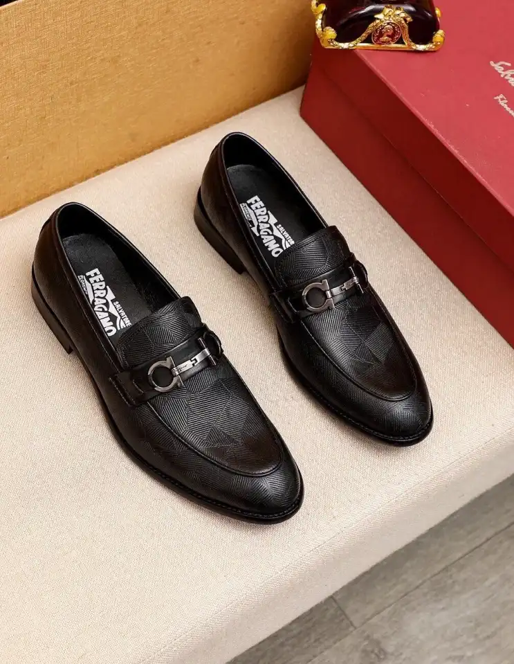 hype Ferragamo Leather Shoes