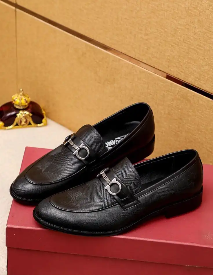 hype Ferragamo Leather Shoes