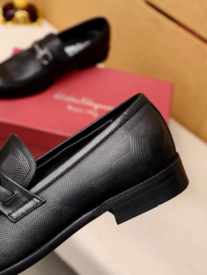 hype Ferragamo Leather Shoes