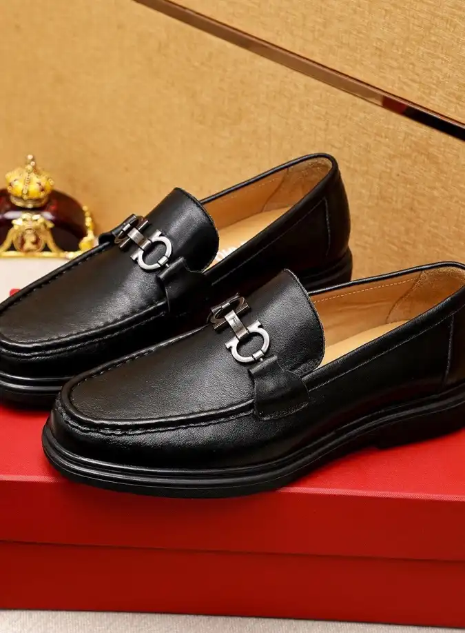 hype Ferragamo Leather Shoes