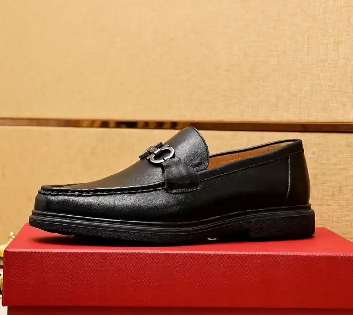 hype Ferragamo Leather Shoes