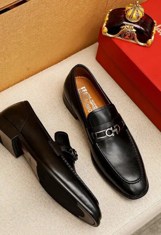 hype Ferragamo Leather Shoes