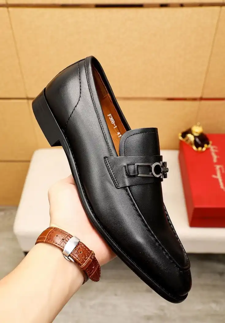 hype Ferragamo Leather Shoes