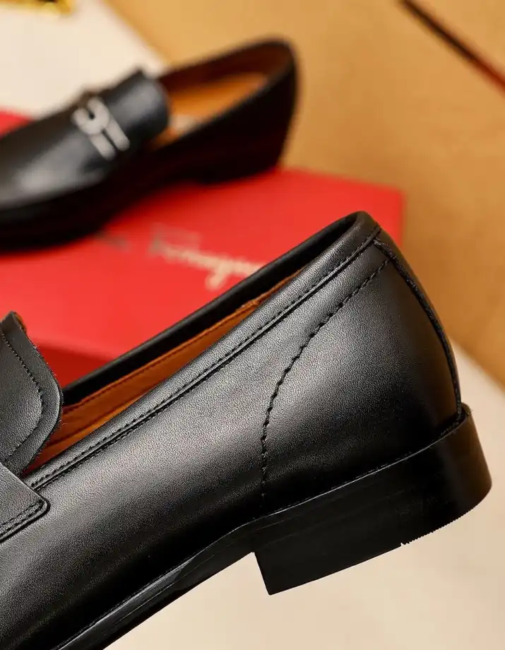 hype Ferragamo Leather Shoes