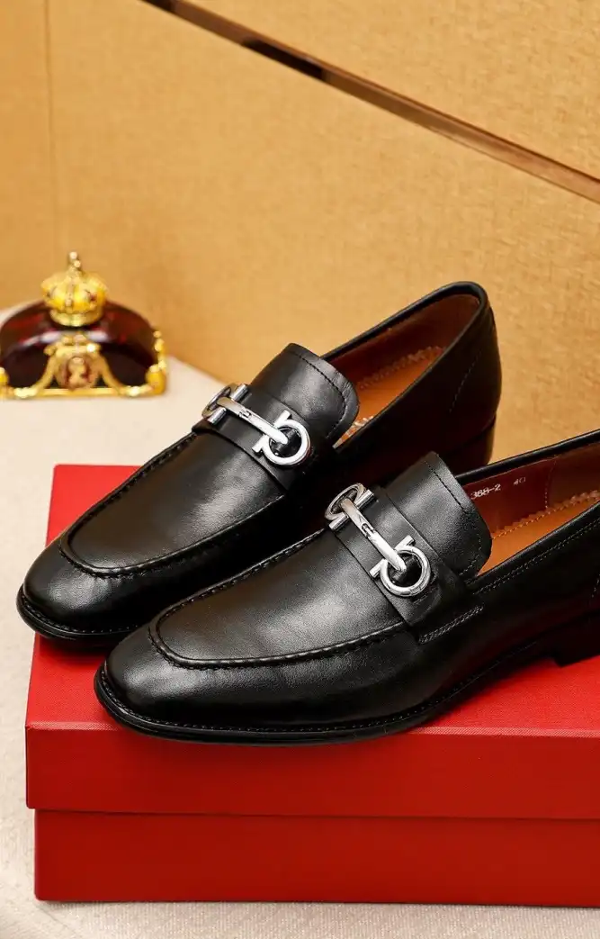 hype Ferragamo Leather Shoes