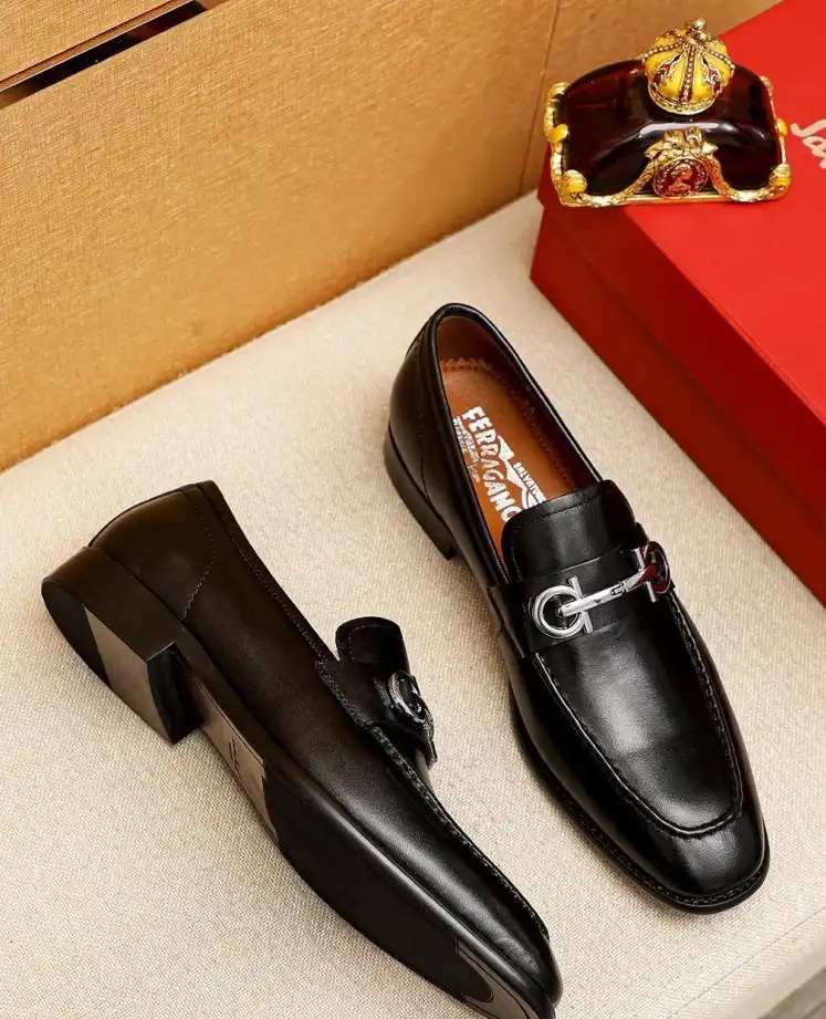 hype Ferragamo Leather Shoes