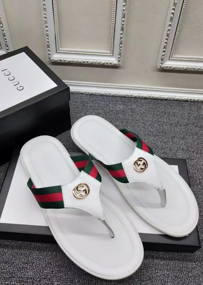 hype Gucci Slippers