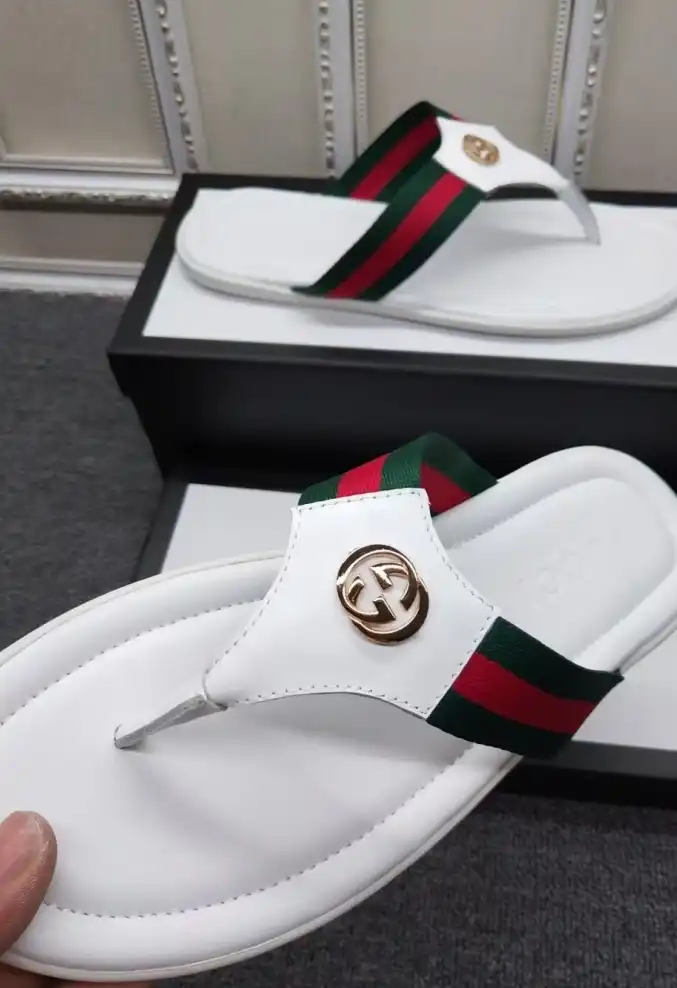 hype Gucci Slippers