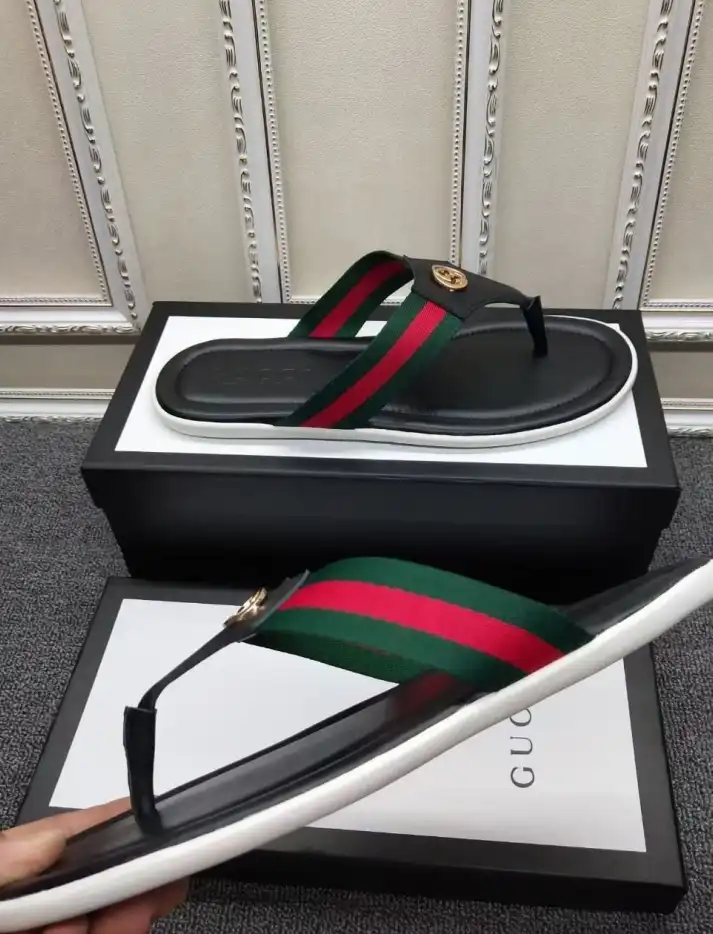 hype Gucci Slippers