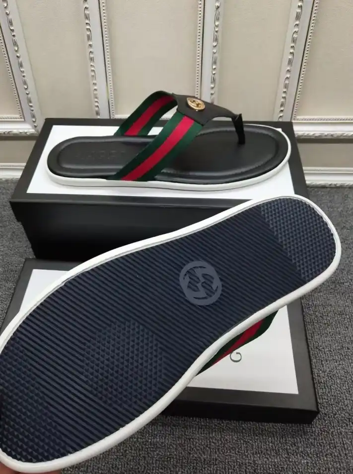 hype Gucci Slippers