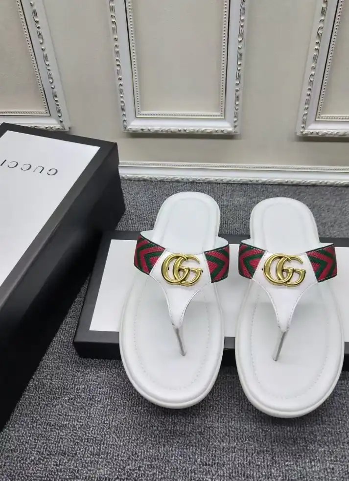 hype Gucci Slippers