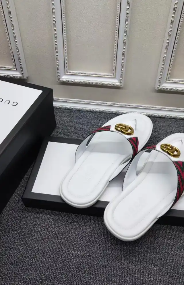 hype Gucci Slippers