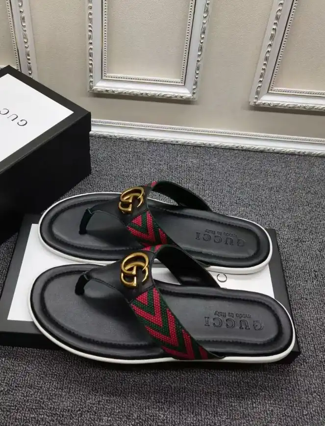 hype Gucci Slippers