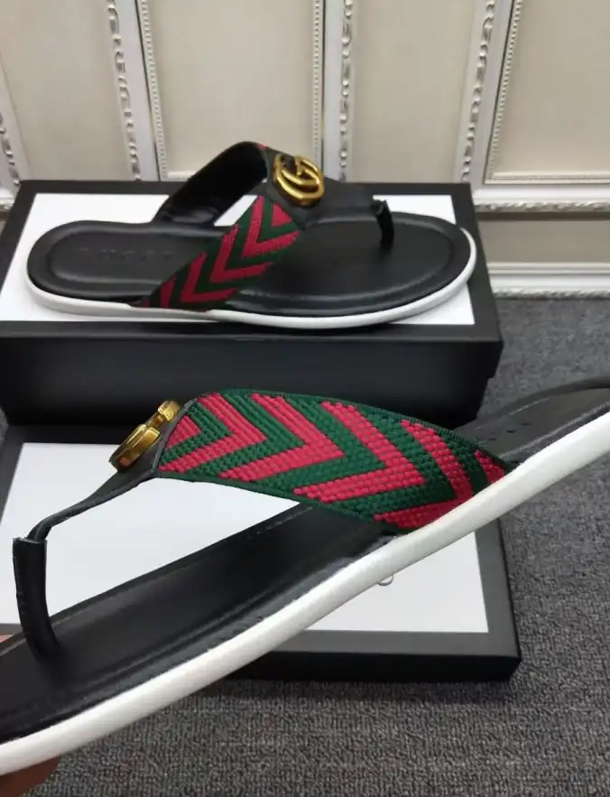 hype Gucci Slippers