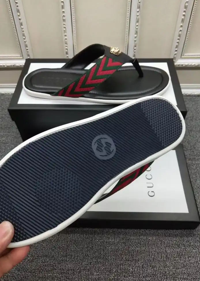 hype Gucci Slippers