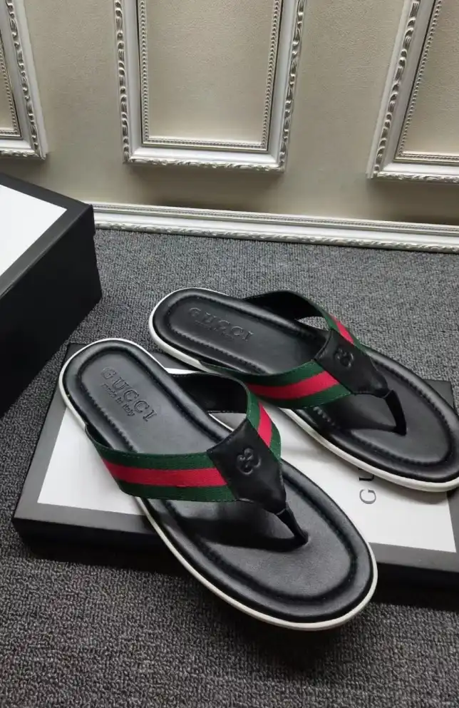 hype Gucci Slippers