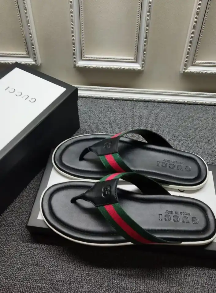 hype Gucci Slippers