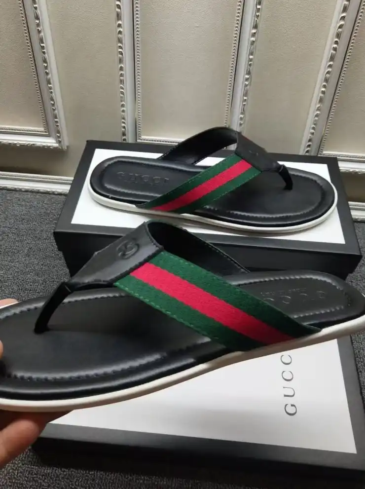 hype Gucci Slippers