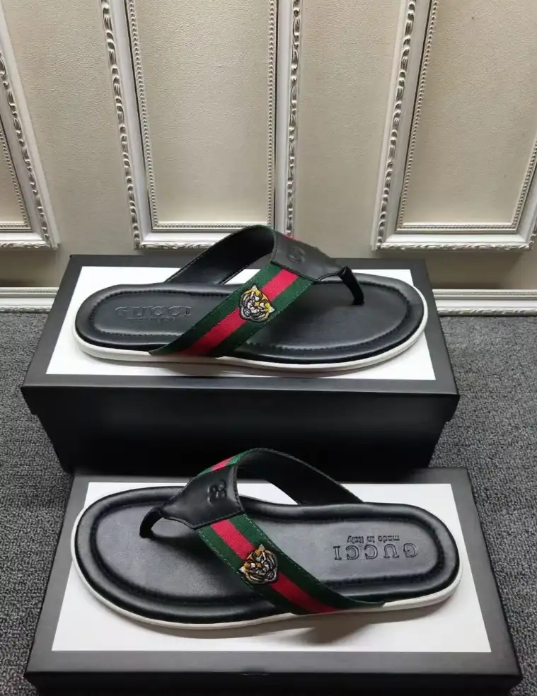 hype Gucci Slippers