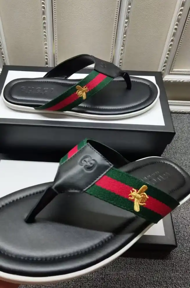 hype Gucci Slippers