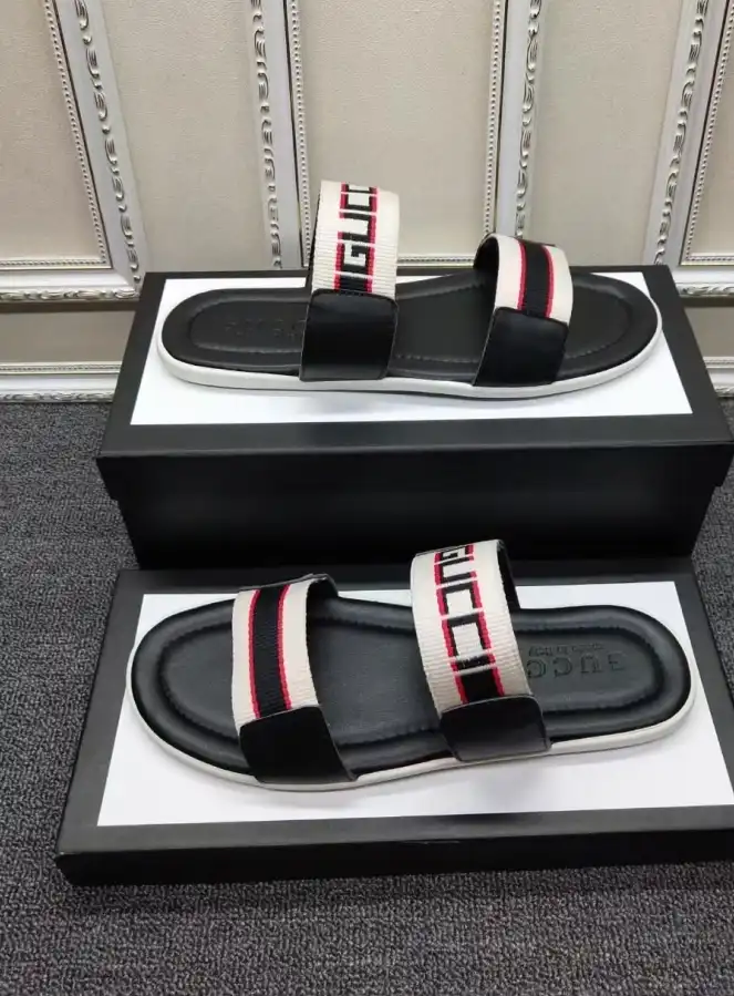 hype Gucci Slippers