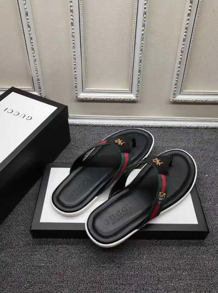 hype Gucci Slippers