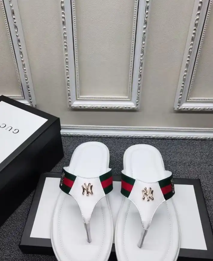 hype Gucci Slippers