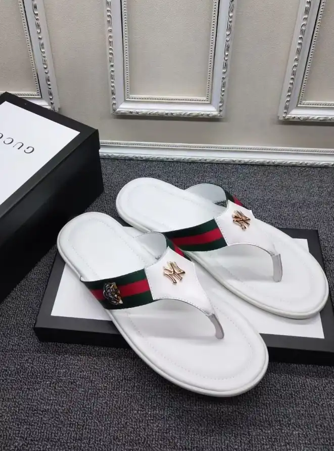 hype Gucci Slippers