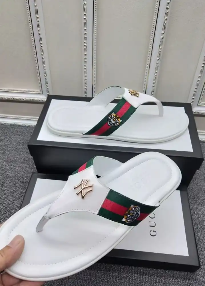 hype Gucci Slippers