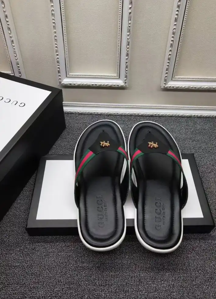 hype Gucci Slippers