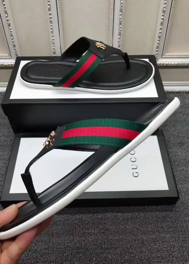 hype Gucci Slippers