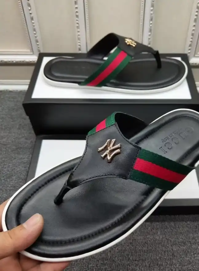 hype Gucci Slippers