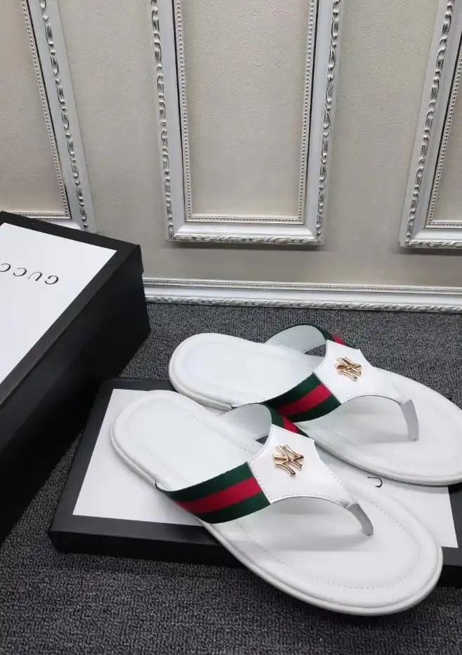 hype Gucci Slippers